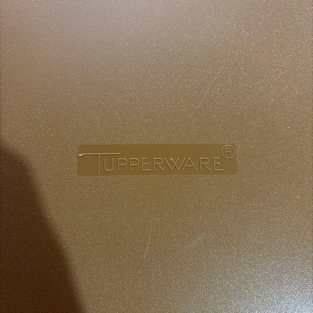 ヴィンテージ タッパーウェア ライトブラウン ライトピンク 4個セット