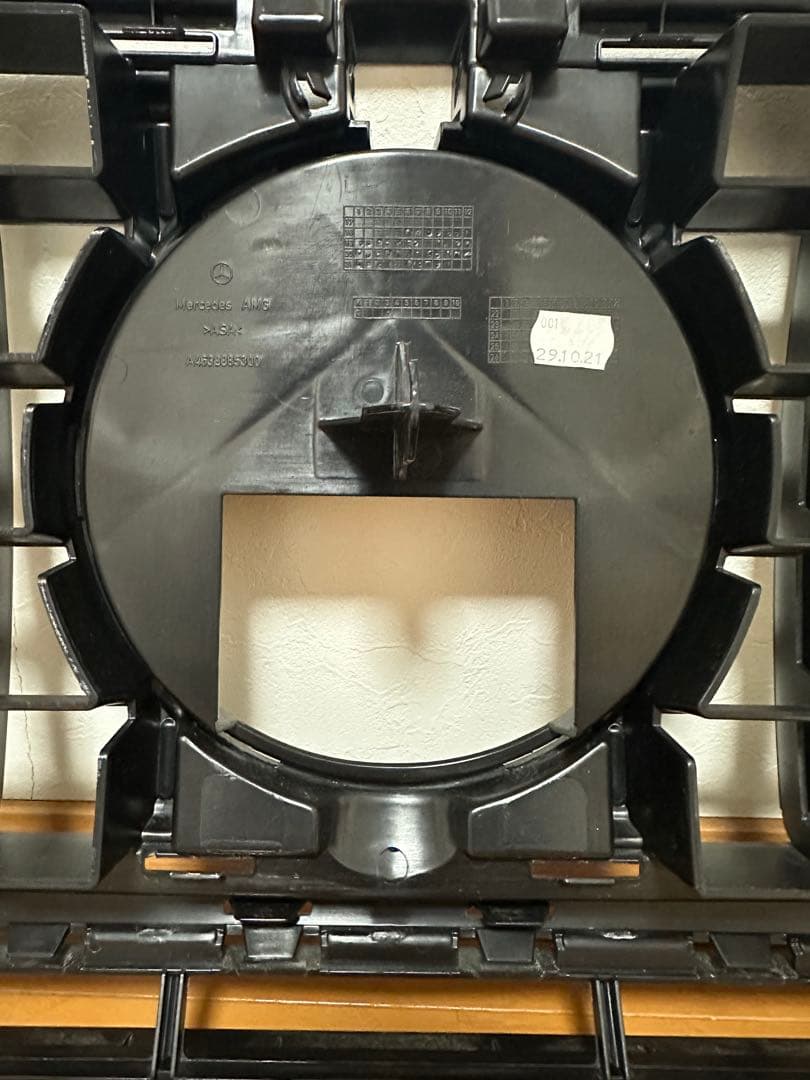 メルセデスベンツ G６３ＡＭＧ 　純正グリル　Ａ4638885300