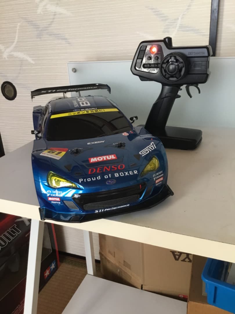 タミヤBRZラジコンカー