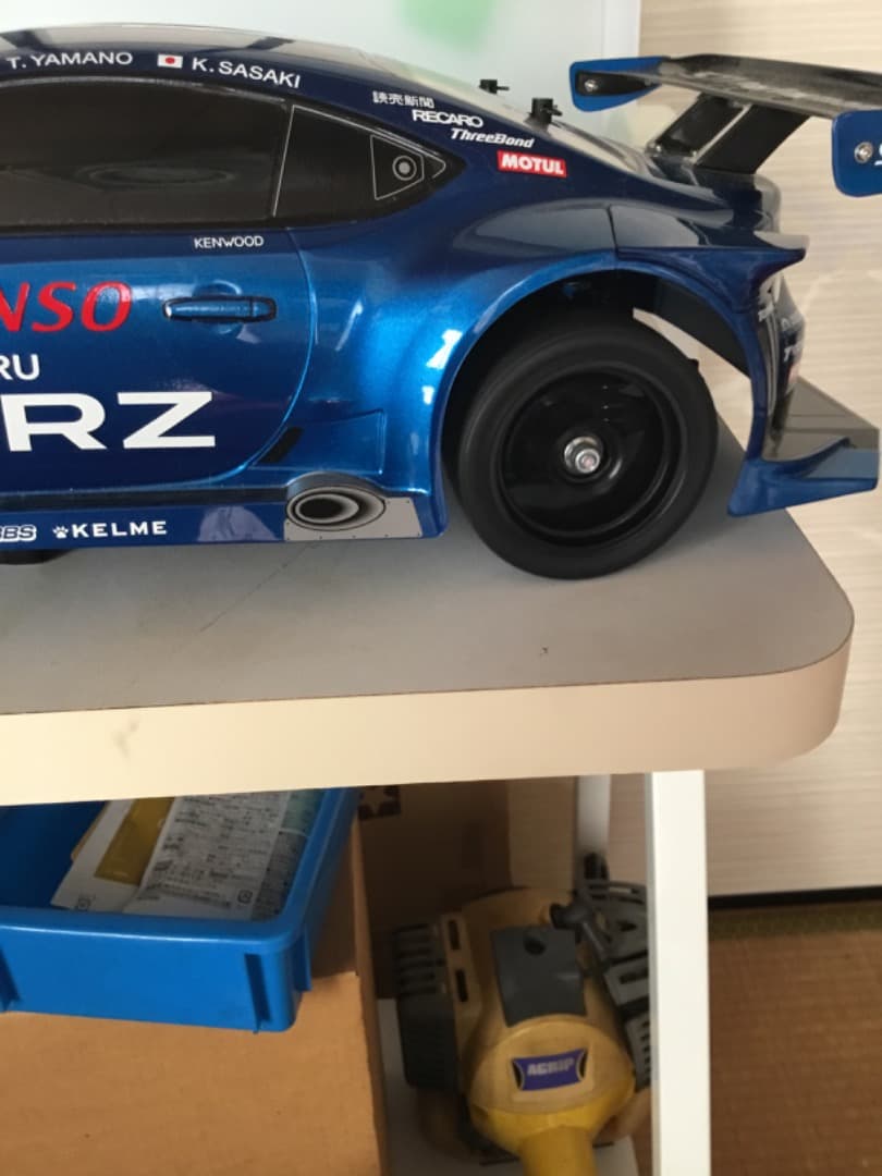 タミヤBRZラジコンカー