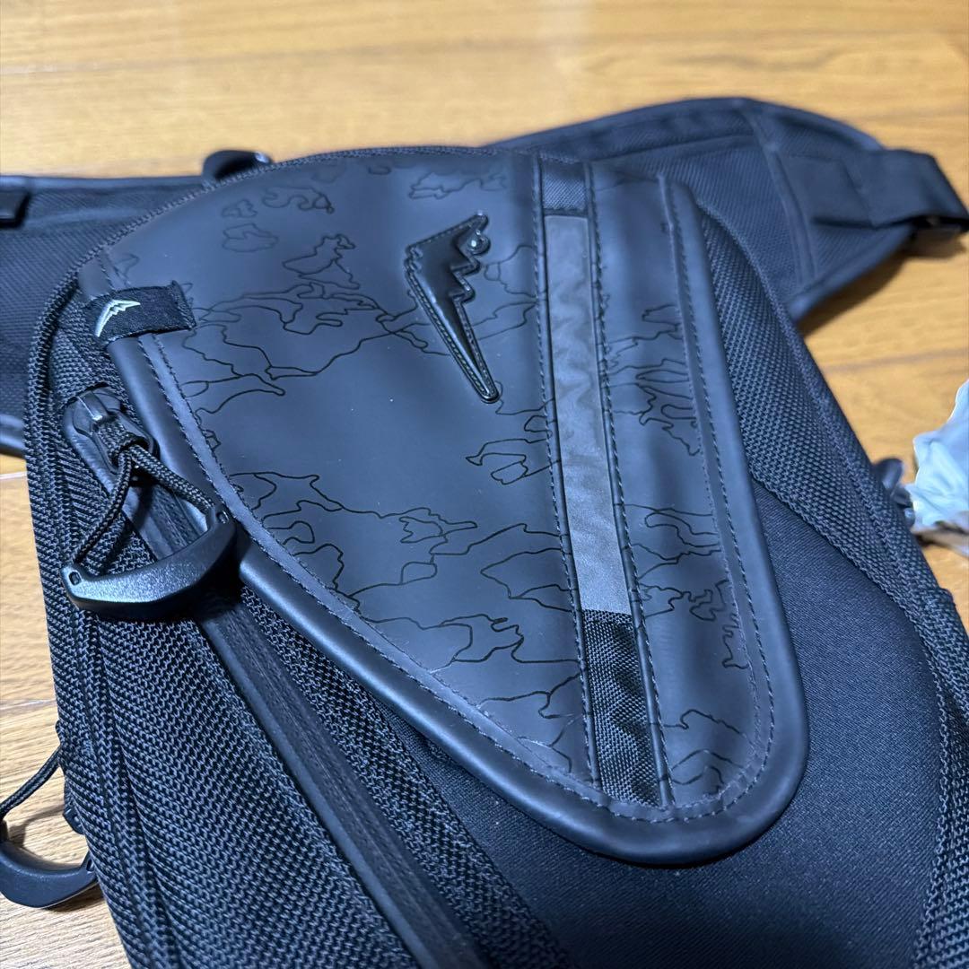 クシタニ　レッグバッグ　限定ブラックアウト　レインカバー付