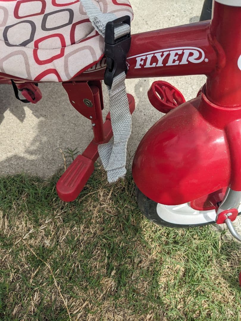 ラジオフライヤー　コストコ　三輪車　レア　希少価値あり　日除け　ケース付き