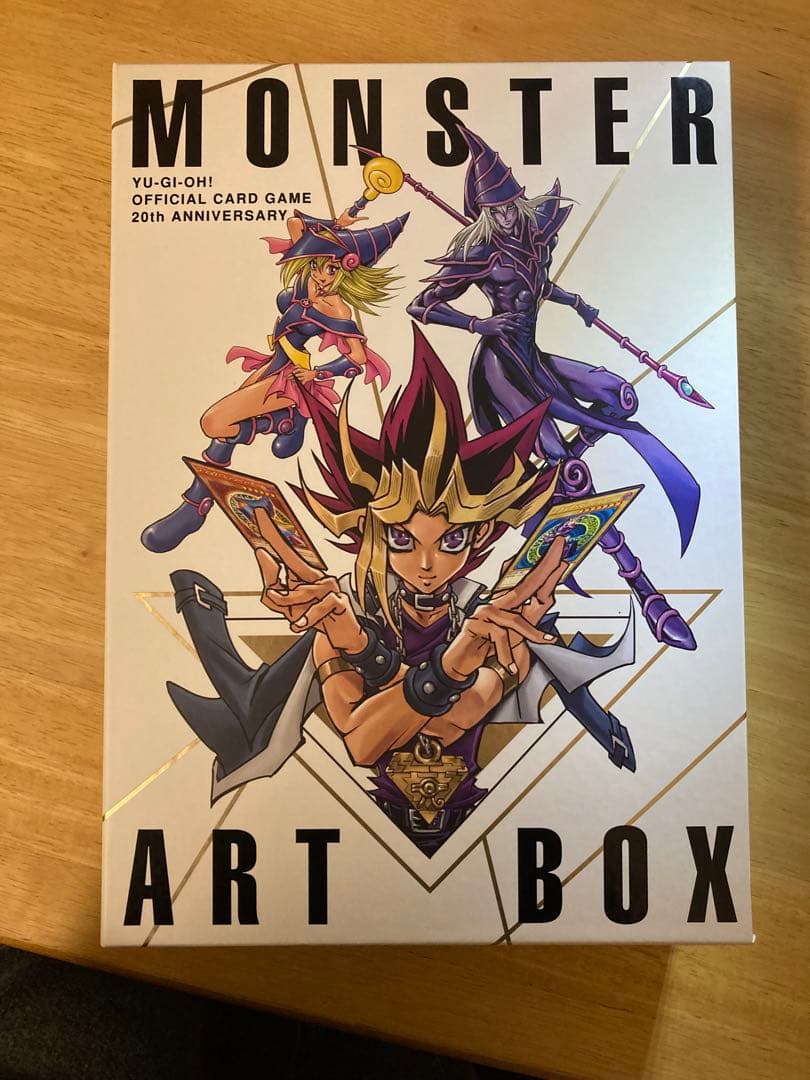 遊戯王　MONSTER ART BOX YU-GI-OH! 20周年記念　画集