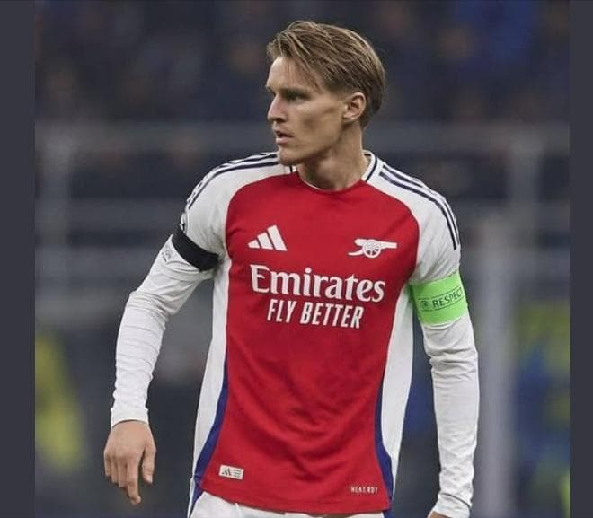 アーセナル　ウーデゴール　オーセンティック ホーム CL（M）2024-25