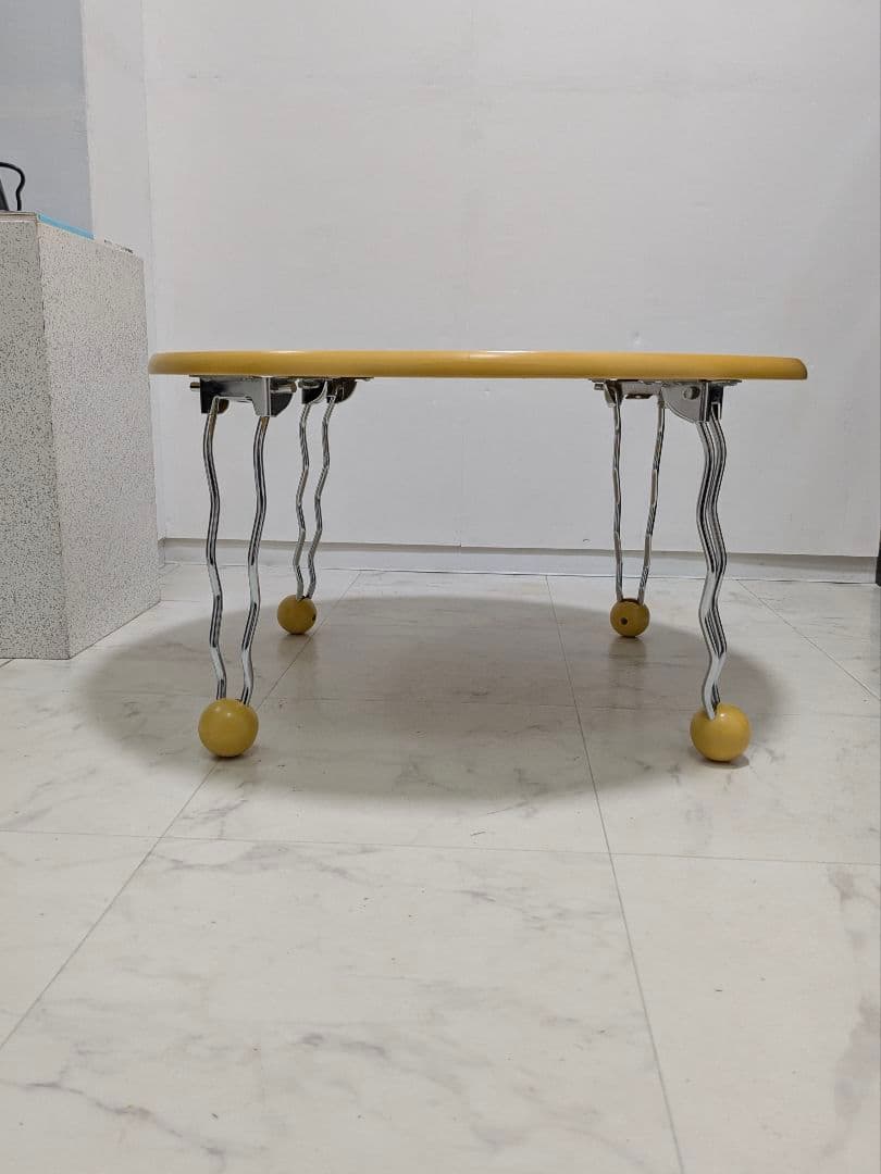 90s ヴィンテージ テーブル ポストモダン レトロポップ イエロー クローム