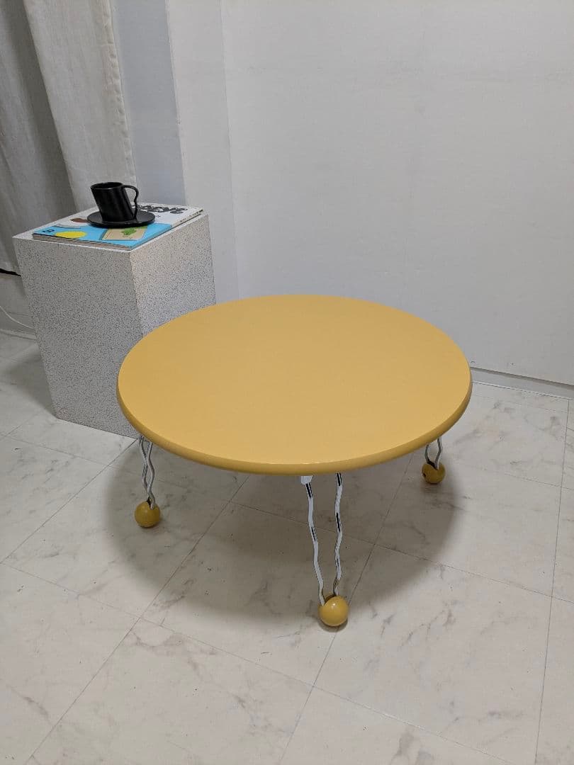 90s ヴィンテージ テーブル ポストモダン レトロポップ イエロー クローム