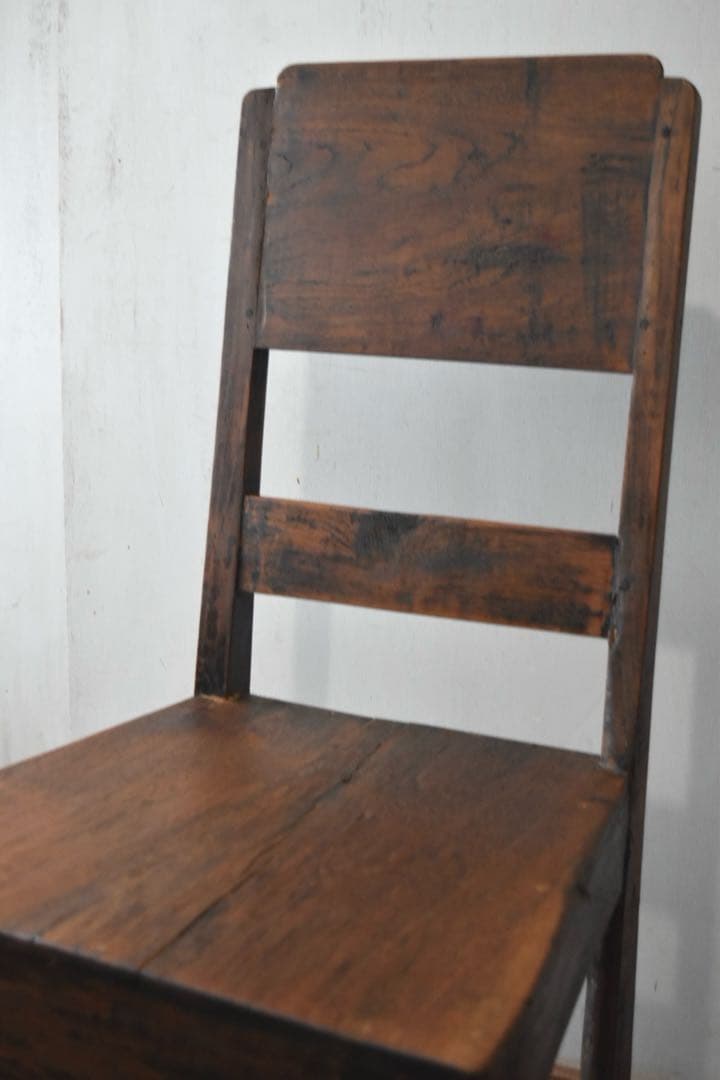 old maison chair ①