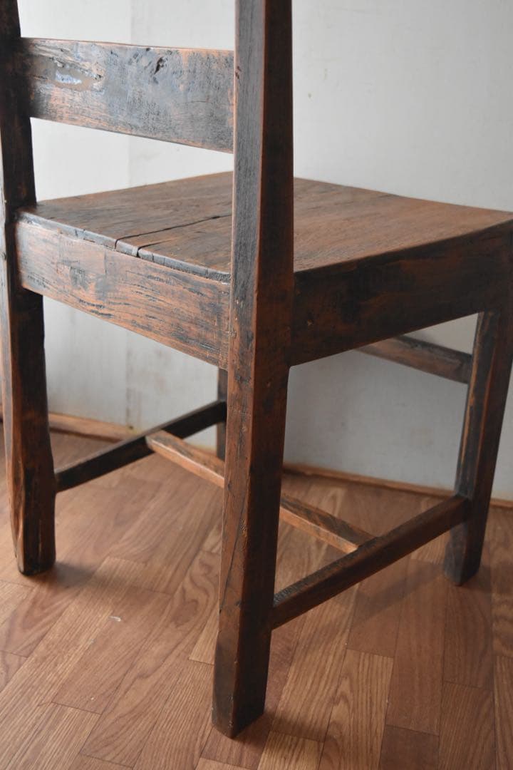 old maison chair ①