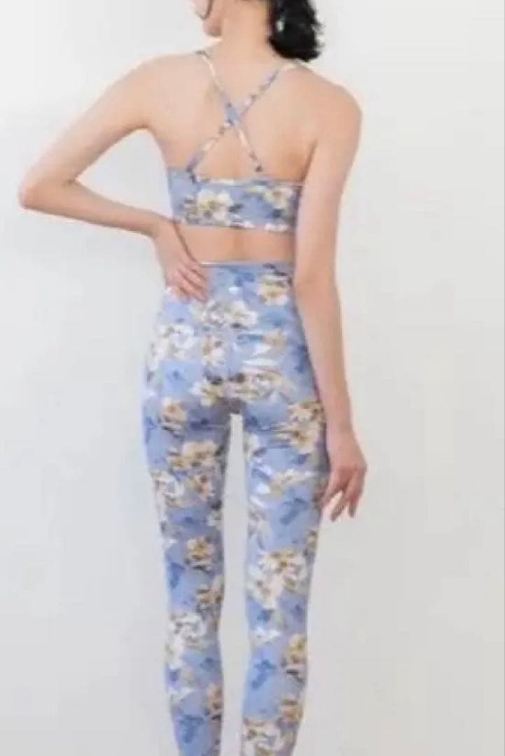 スカーラ花柄レギンス　ブラトップセットS 美品