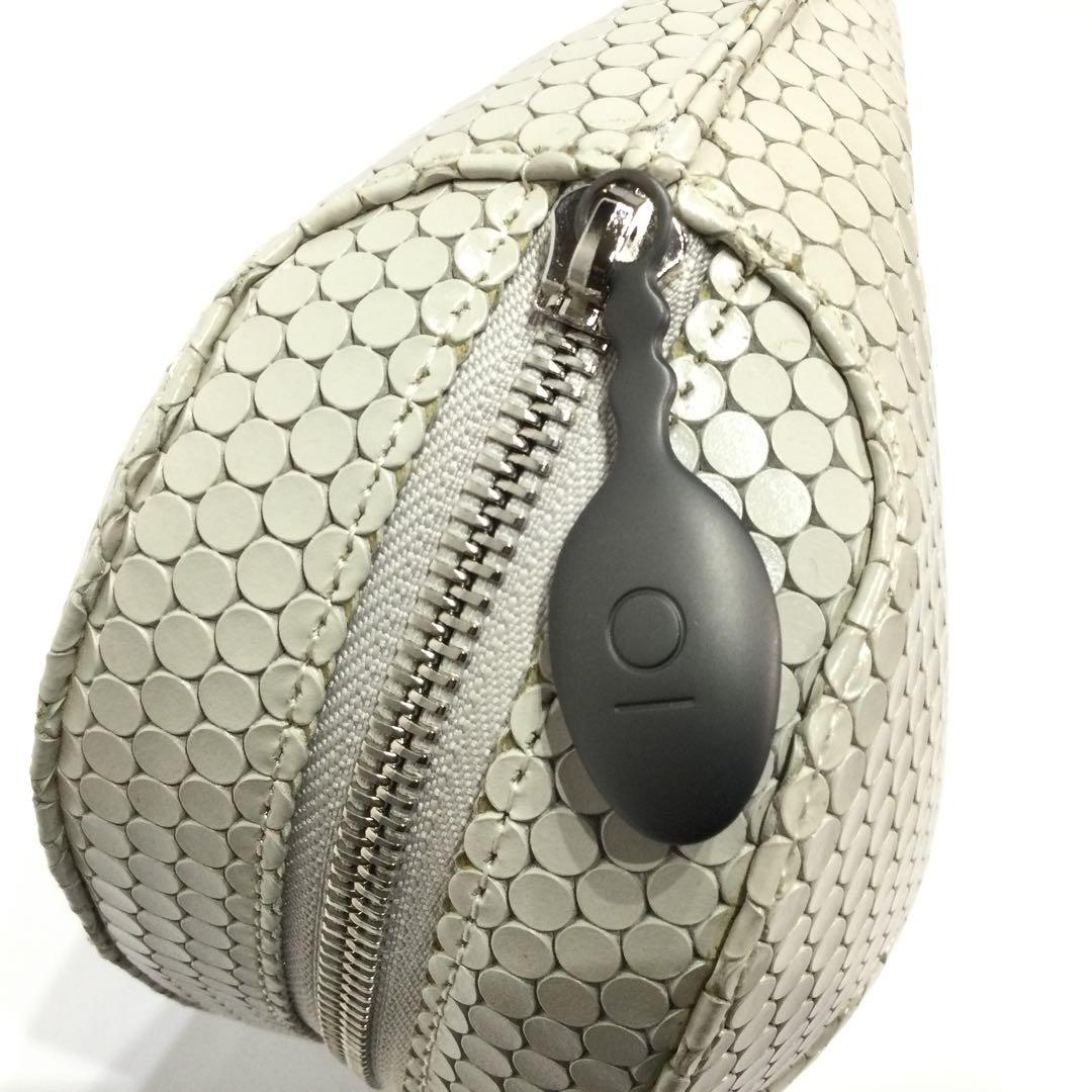 n*a様 未使用品 ヒロコハヤシ　クロワッサンバッグ　カルディナーレ　オフホワイ