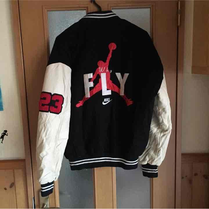 ジョーダン フライトクラブ スタジャン