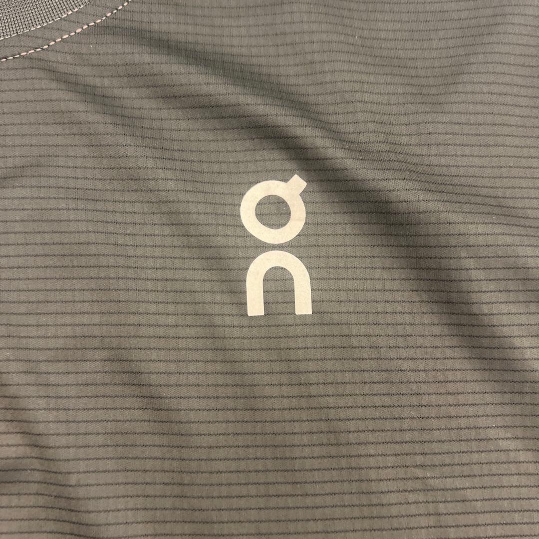 ア*ー様 On Pace Long-T オン ペースロングT メンズランニングウ