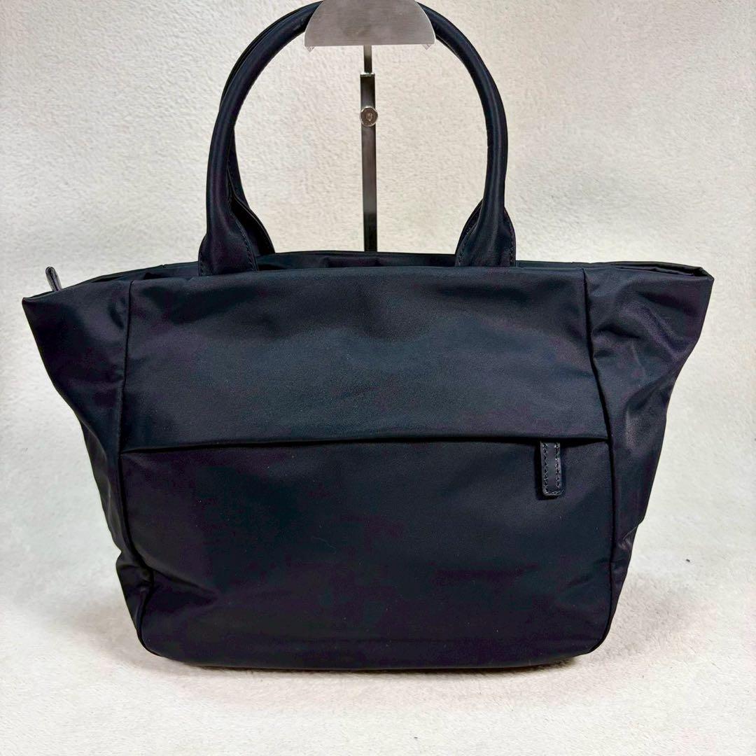 【美品✨】アニエスベー　ナイロン　トートバッグ　黒　マザーズバッグ　ロゴ金具