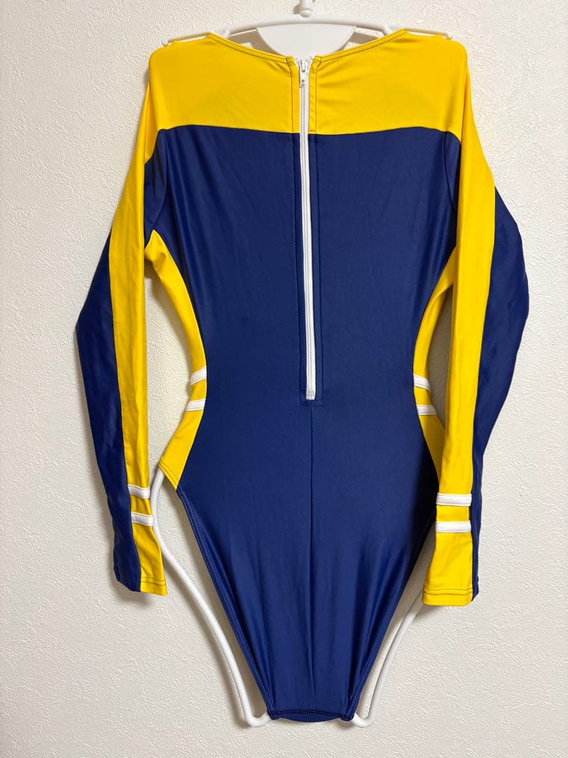 美品 リアライズ パイロットスイムスーツ競泳水着N-151 IK