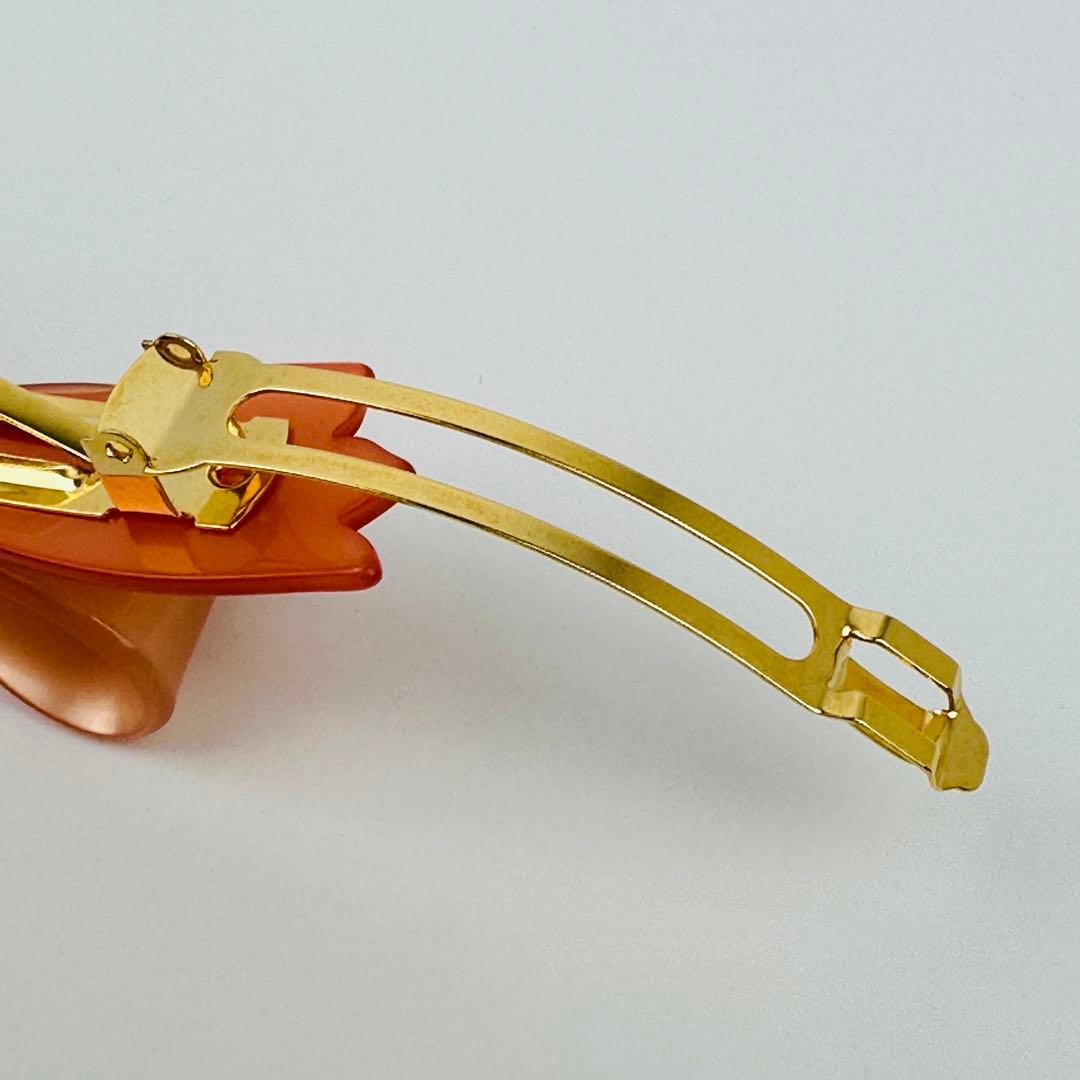 美品　アレクサンドルドゥパリ　リボン型ベージュヘアクリップ　ヘアアクセサリー