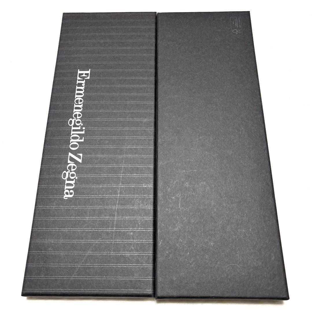 新品　エルメネジルドゼニア　ネクタイ　ネイビー　ストライプ　光沢　肉厚　箱なし