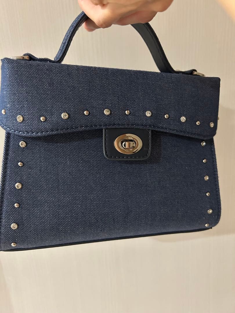 あい様 2024年　ダイアナ　デニム　ショルダーバッグ　デニムブルー　スタッズ