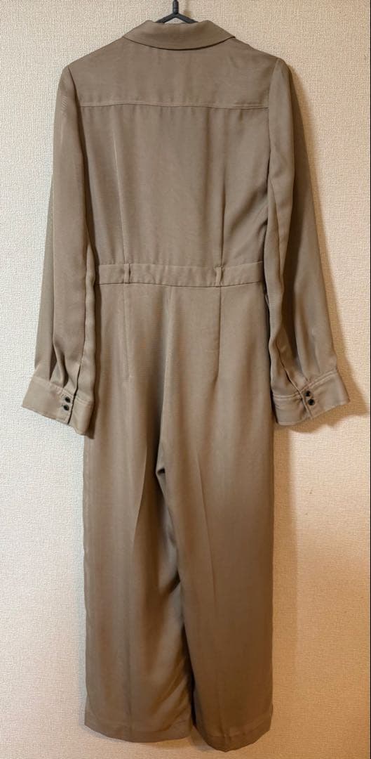 【新品未使用タグ付き】アニュアンス サファリシアーオールインワン ベージュM