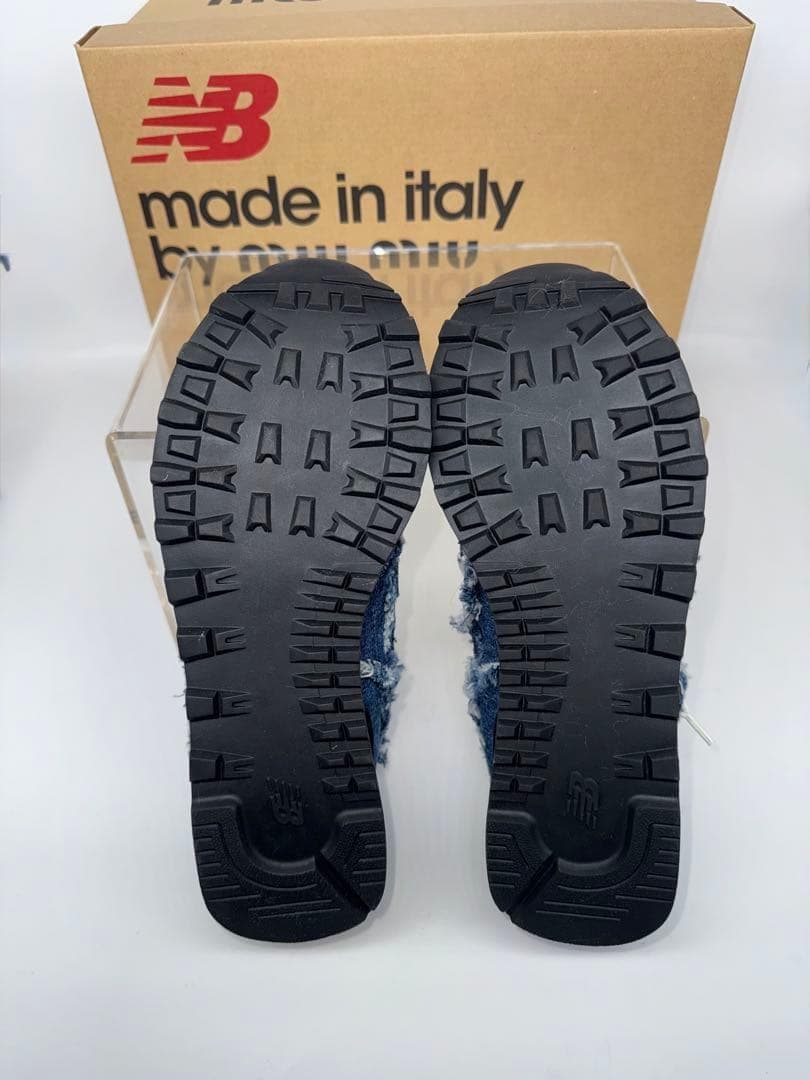 【未使用 箱袋付】ミウミウ × ニューバランス　コラボ スニーカー 22.5㎝