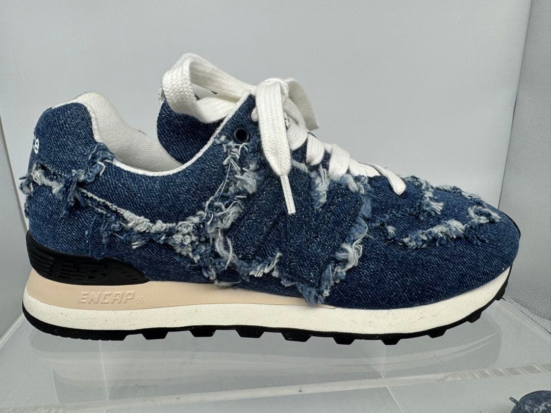 【未使用 箱袋付】ミウミウ × ニューバランス　コラボ スニーカー 22.5㎝