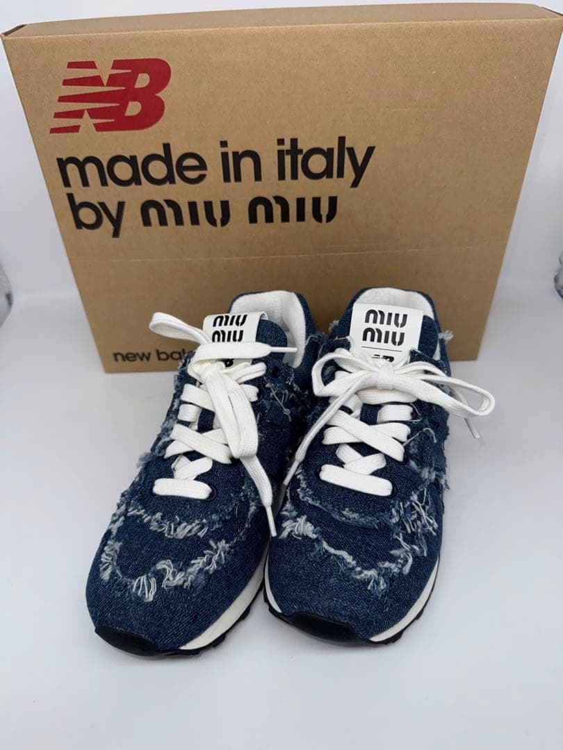 【未使用 箱袋付】ミウミウ × ニューバランス　コラボ スニーカー 22.5㎝