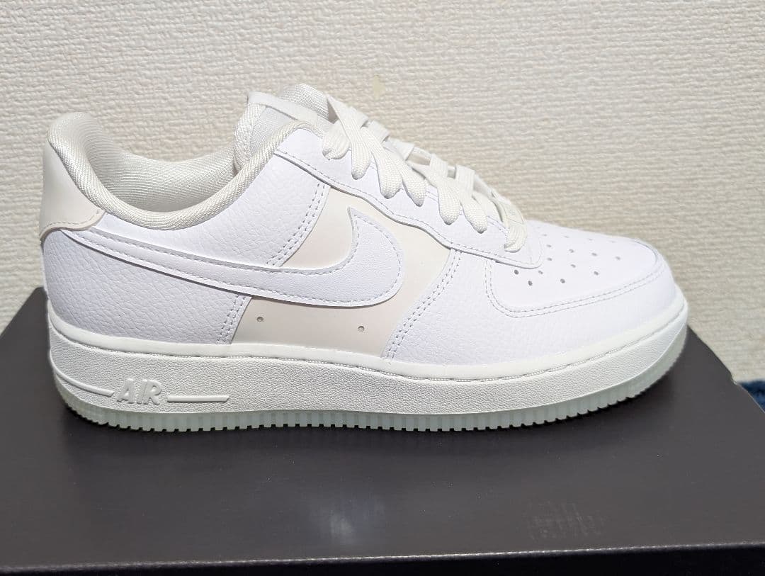 Nike Air Force 1 ホワイトスニーカー 25cm
