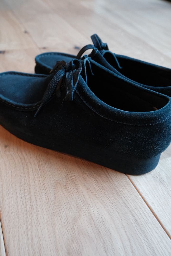靴 Clarks Wallabee / Black suede