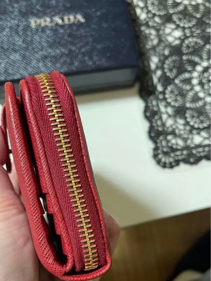 PRADA サフィアーノレザー 二つ折り財布 レッド