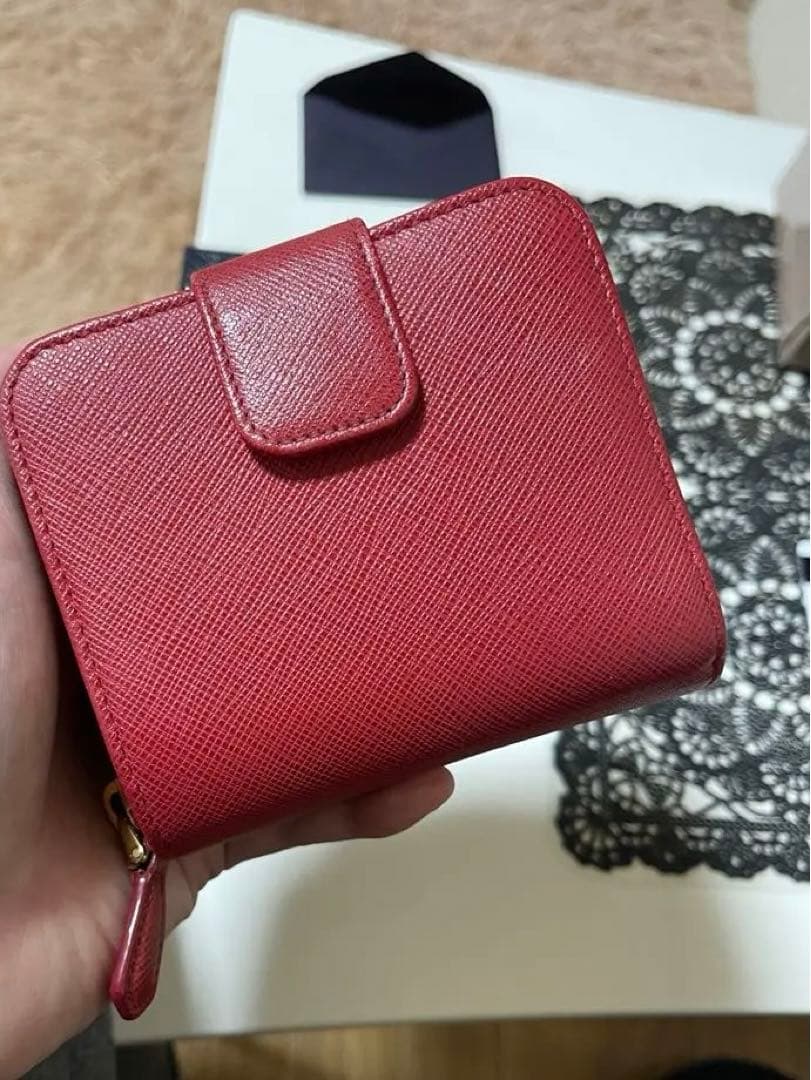 PRADA サフィアーノレザー 二つ折り財布 レッド