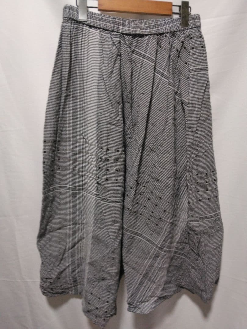 センソユニコ　慈雨　サルエルパンツ ブラック・ホワイト チェック柄