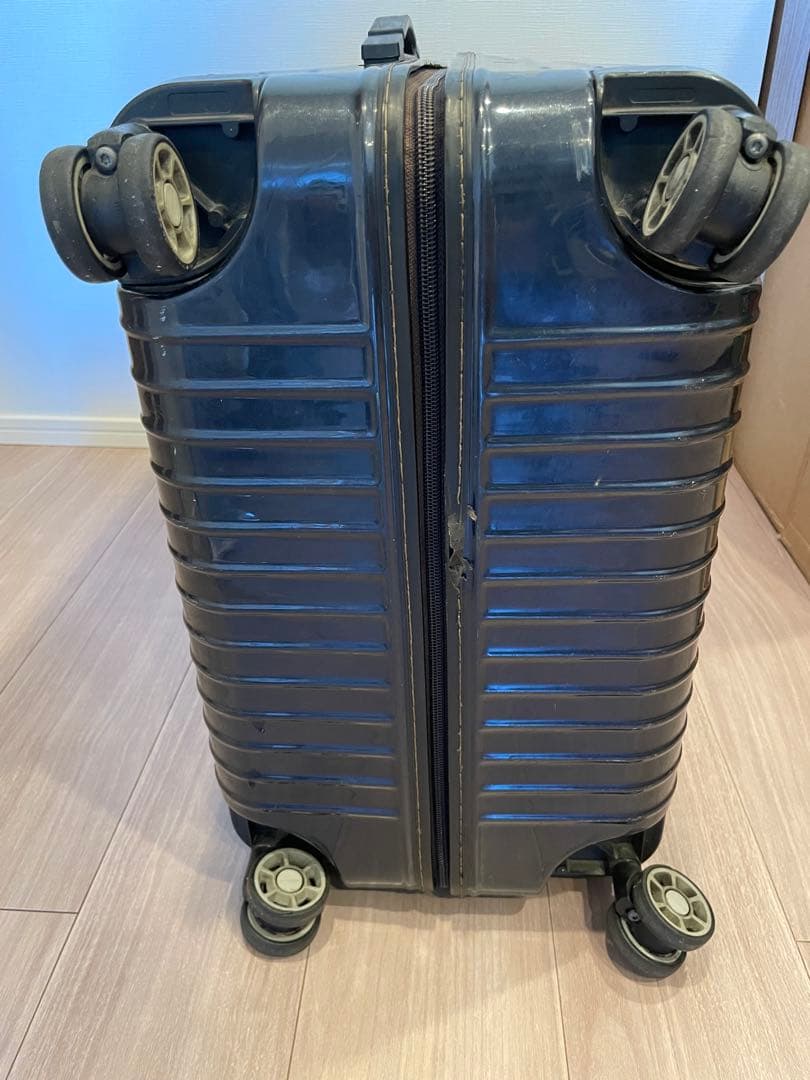 な*つ様 リモワ RIMOWA サルサエアー 84L ネイビー