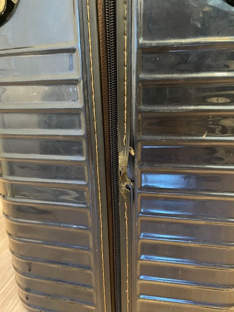 な*つ様 リモワ RIMOWA サルサエアー 84L ネイビー