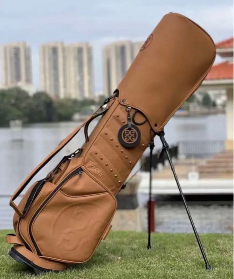 新作G/FOREジーフォア キャディバッグ  男女兼用 茶色PU
