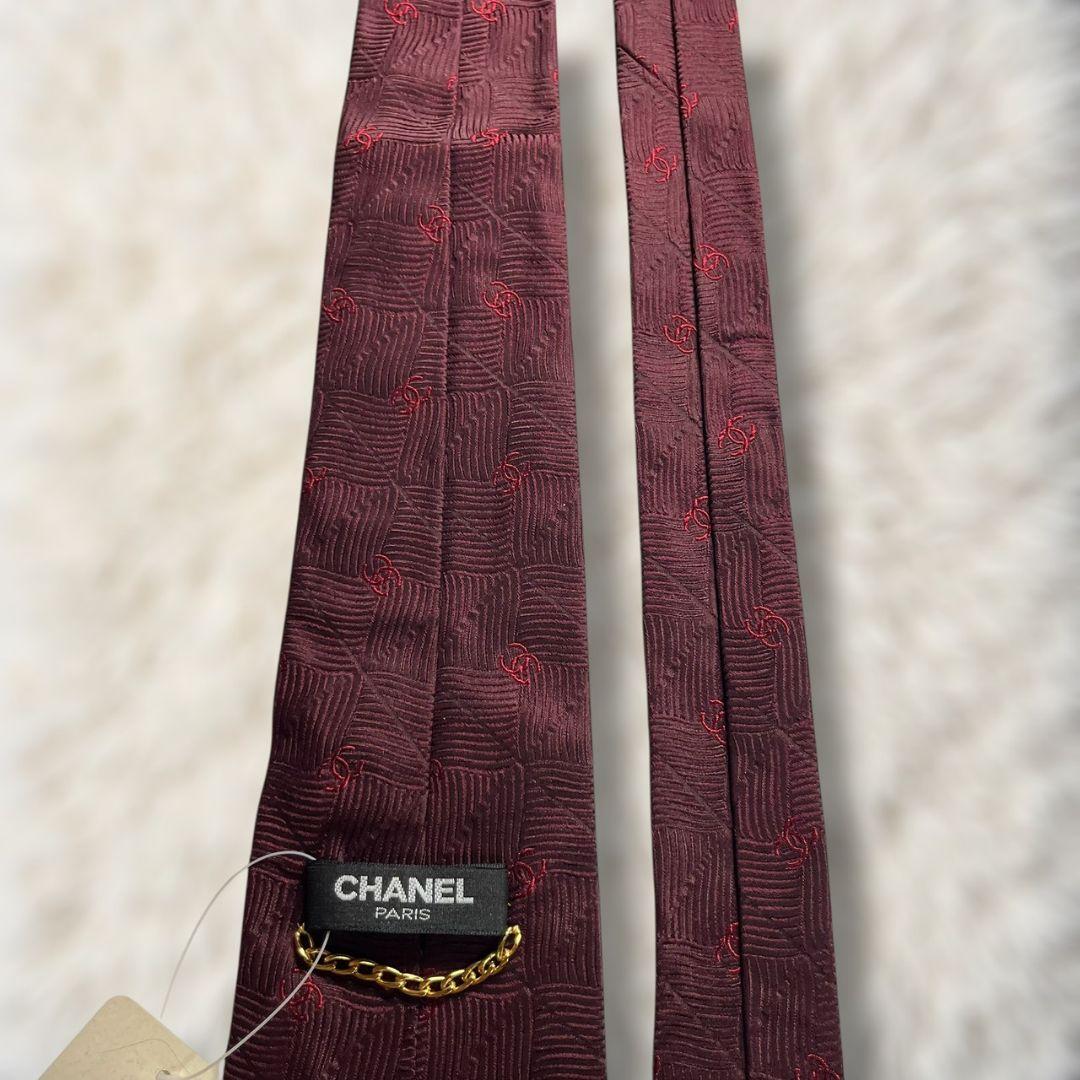 【新品✨】シャネル ココマーク ジャガードソリッドタイ ボルドー 金チェーン