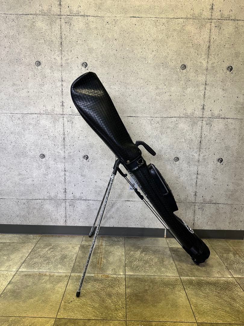 【新品未使用】レザー調セルフスタンド ラッセルノ