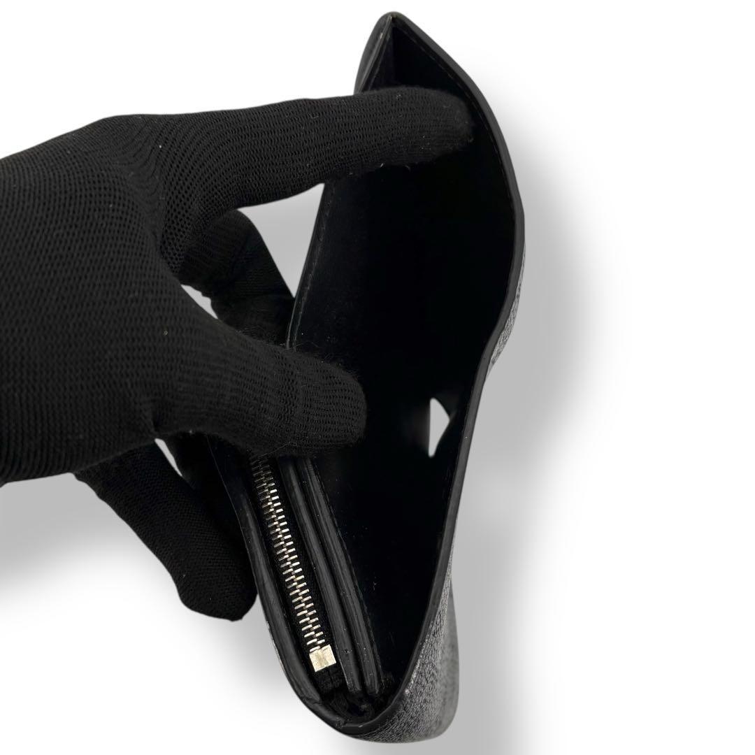 ルイヴィトン モノグラム マヒナ ポルトフォイユイリスコンパクト 二つ折り財布