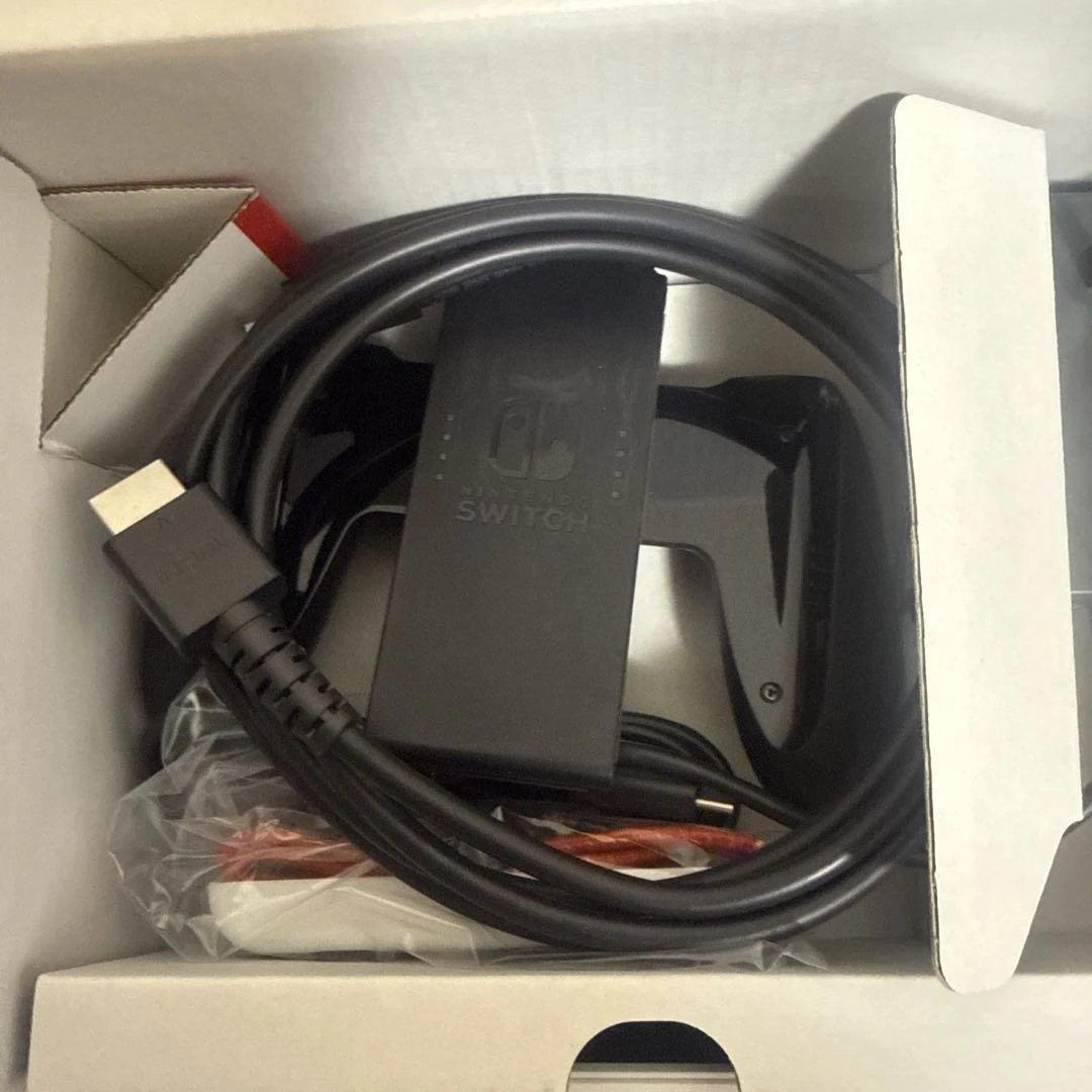 Nintendo Switch 有機ELスカーレット・バイオレット　ポケモン