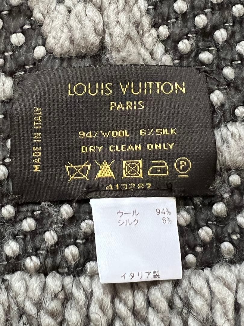 ヴィトン エシャルプ ロゴマニア マフラー 国内正規品