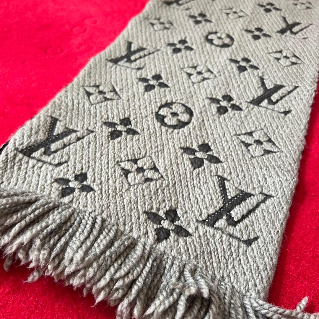 ヴィトン エシャルプ ロゴマニア マフラー 国内正規品