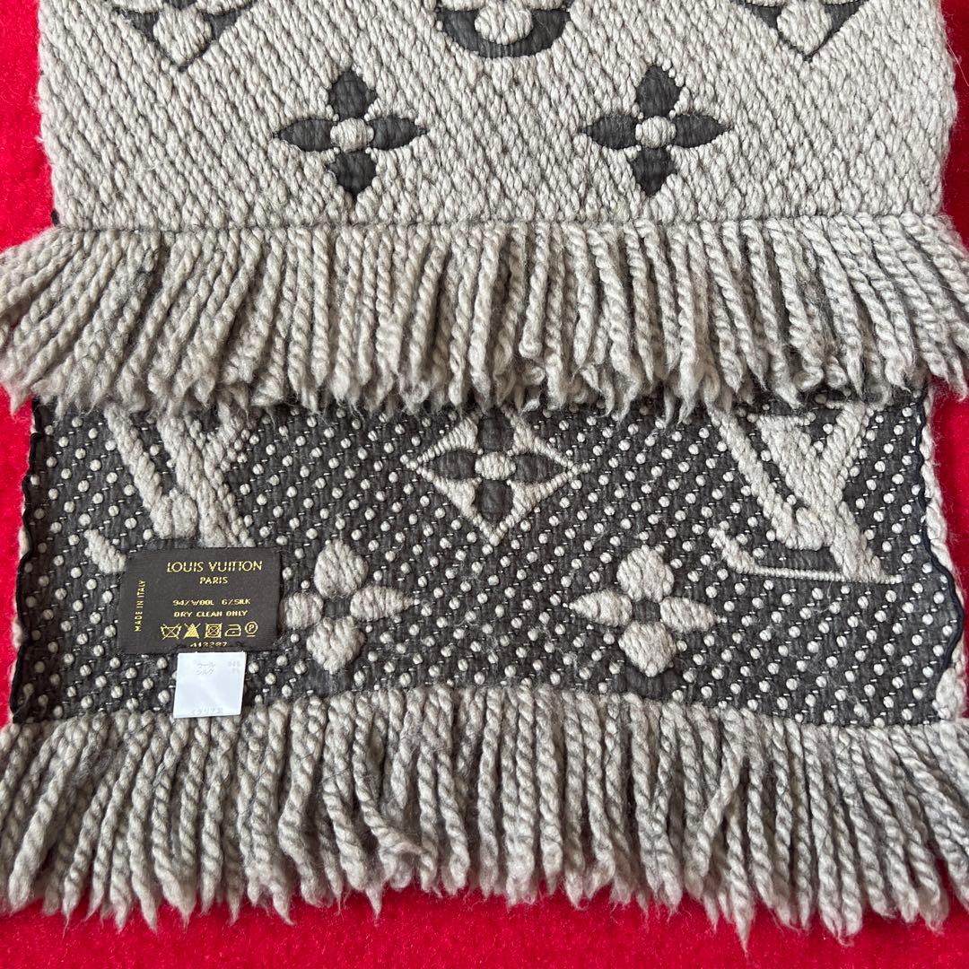 ヴィトン エシャルプ ロゴマニア マフラー 国内正規品