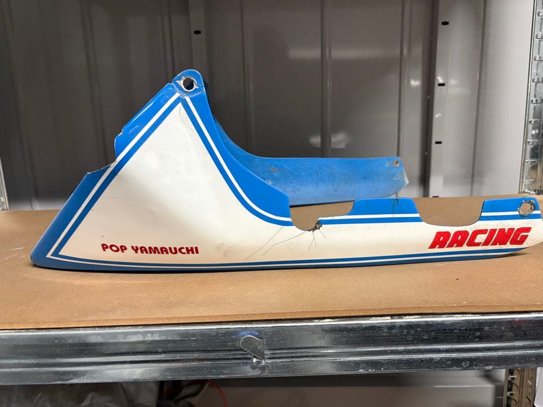 cbr400f サイドカバー アンダーカウル