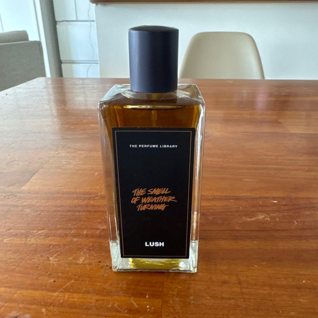 LUSH THE SMELL OF WEATHER TURNING 残9割以上