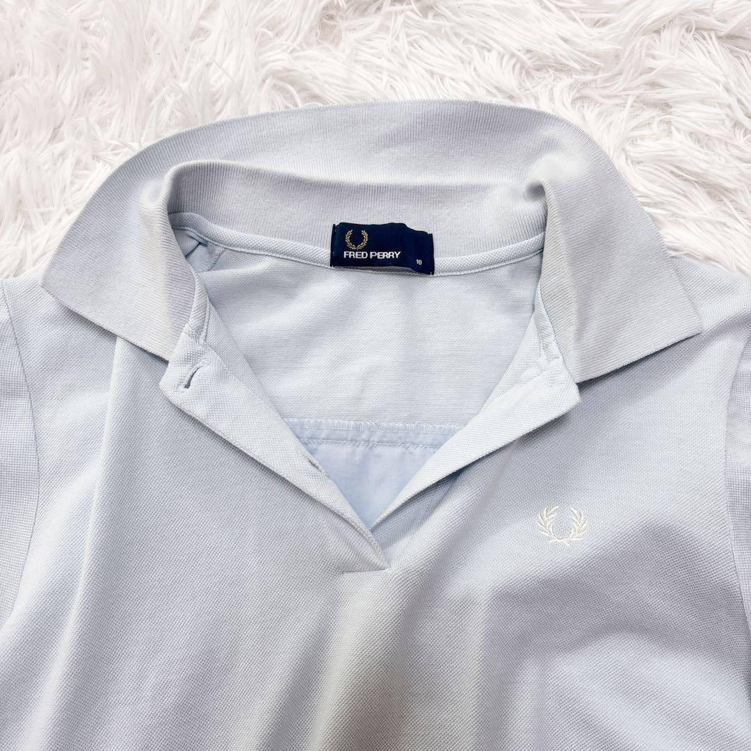 希少✨FREDPERRY フレッドペリー　プリーツ 切り替え ポロシャツ 水色