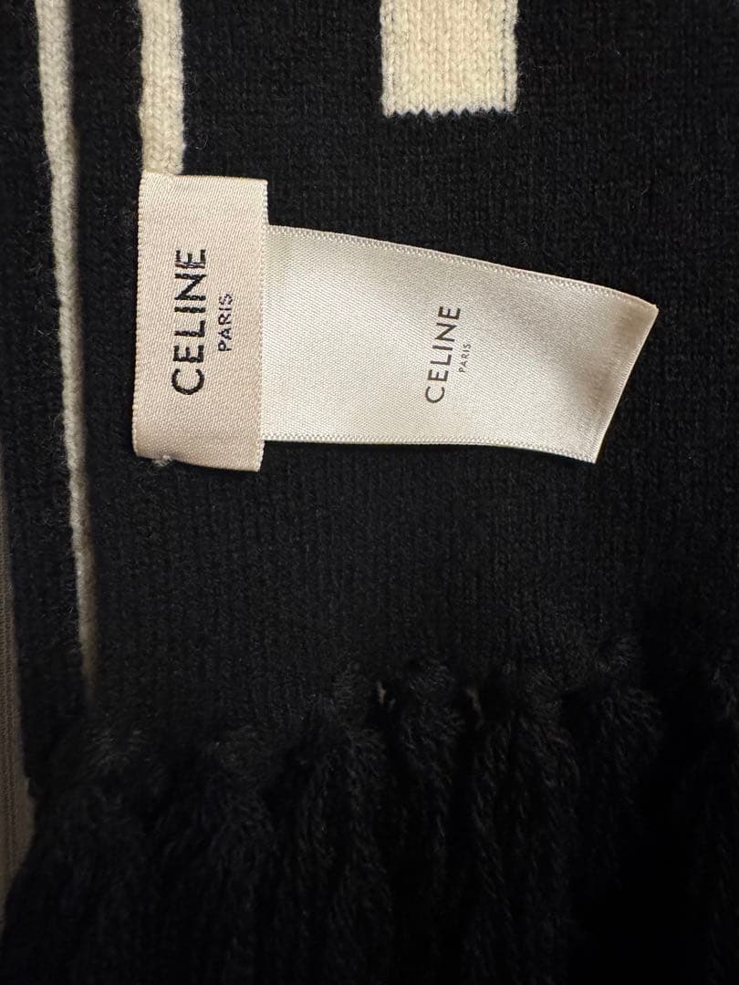 CELINE フリンジ付きマフラー ブラック/ホワイト