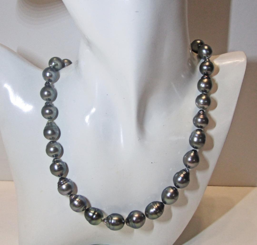 専用☆美品☆希少黒蝶本真珠ネックレス ９.３-１２.８ミリ ブラック