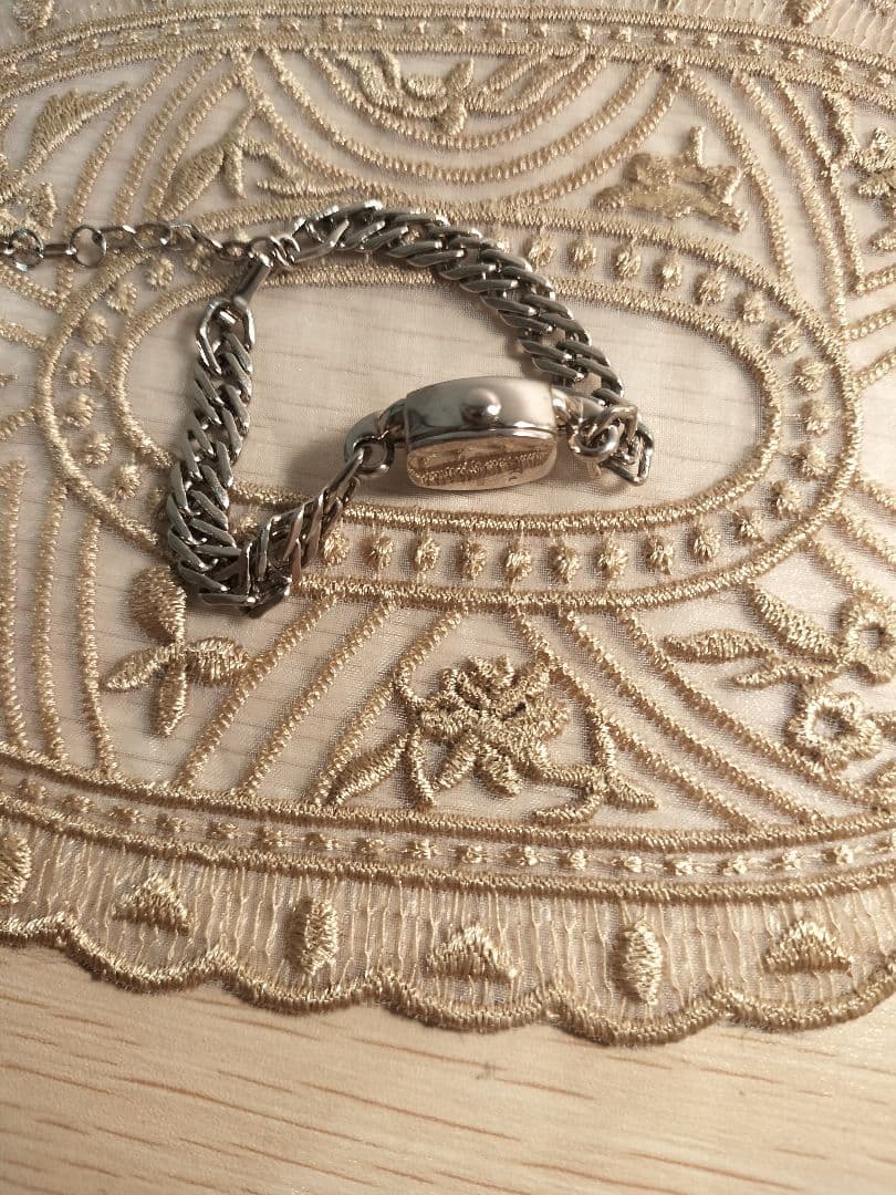 [新品未使用]agete トノーフェイスジュエリーウォッチ