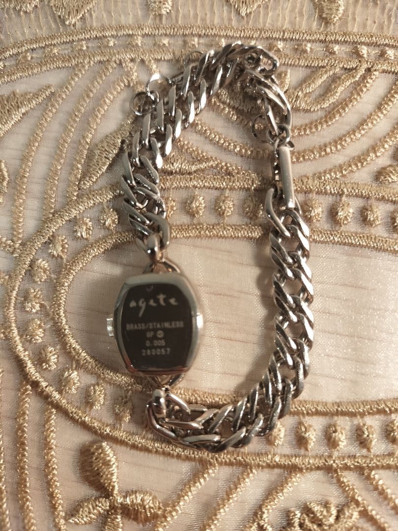 [新品未使用]agete トノーフェイスジュエリーウォッチ