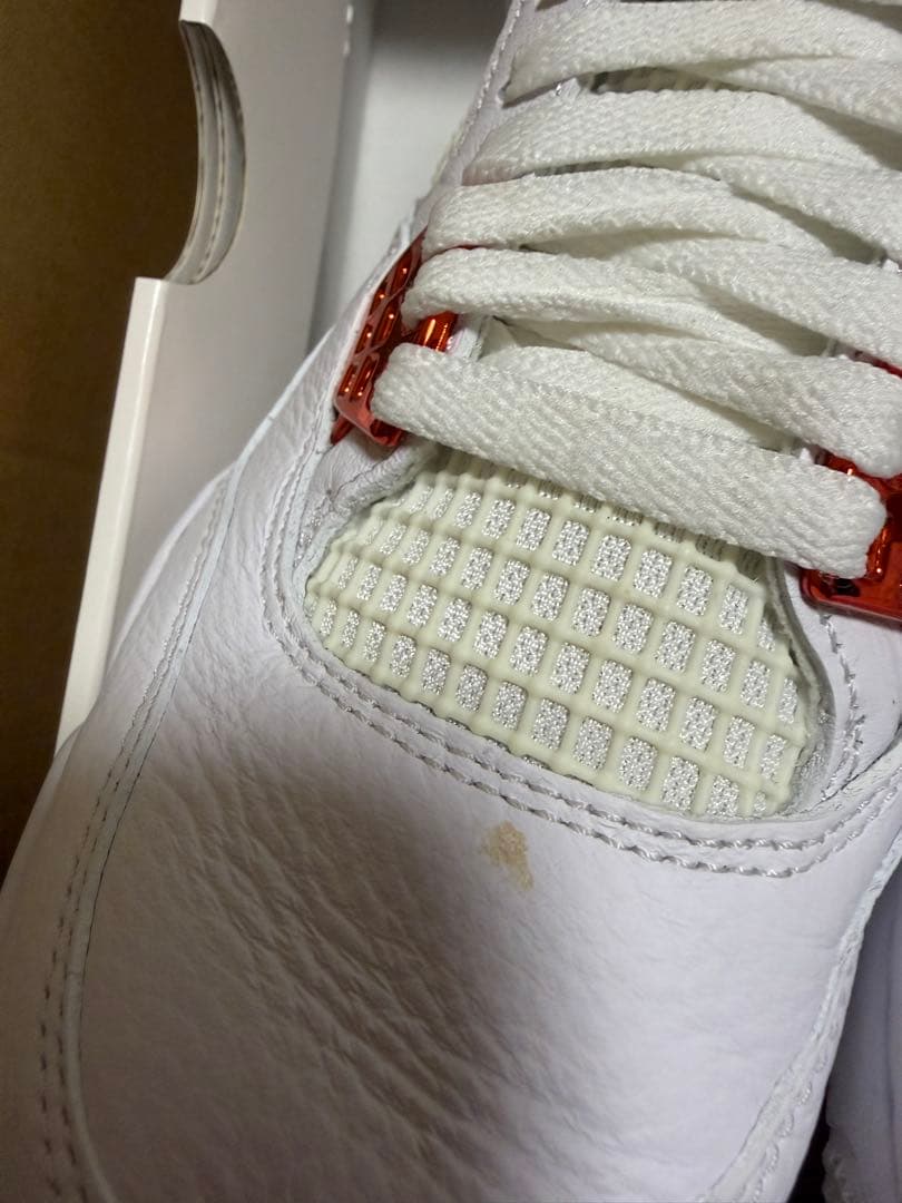 ナイキ NIKE エアジョーダン4 AJ4 ホワイト×オレンジ