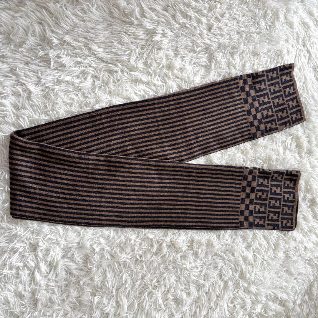 【極美品】FENDI フェンディ ズッカ柄 マフラー イタリア製 FF 秋冬極暖