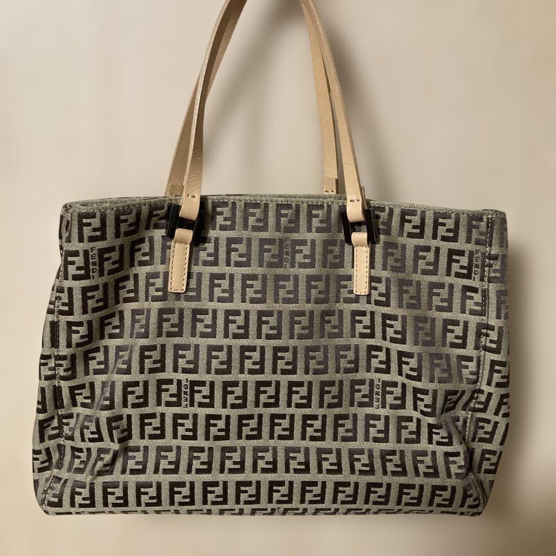 FENDI★フェンディ　トートバッグズッカ柄